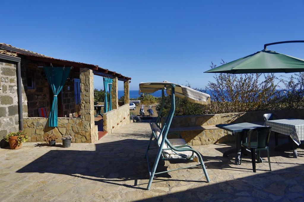Case Vacanze La Cernia Bruna Isola di Ustica Exterior photo