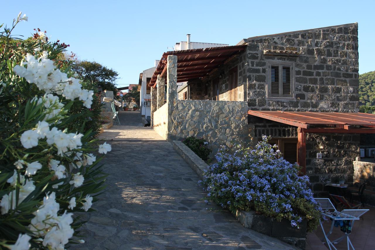 Case Vacanze La Cernia Bruna Isola di Ustica Exterior photo